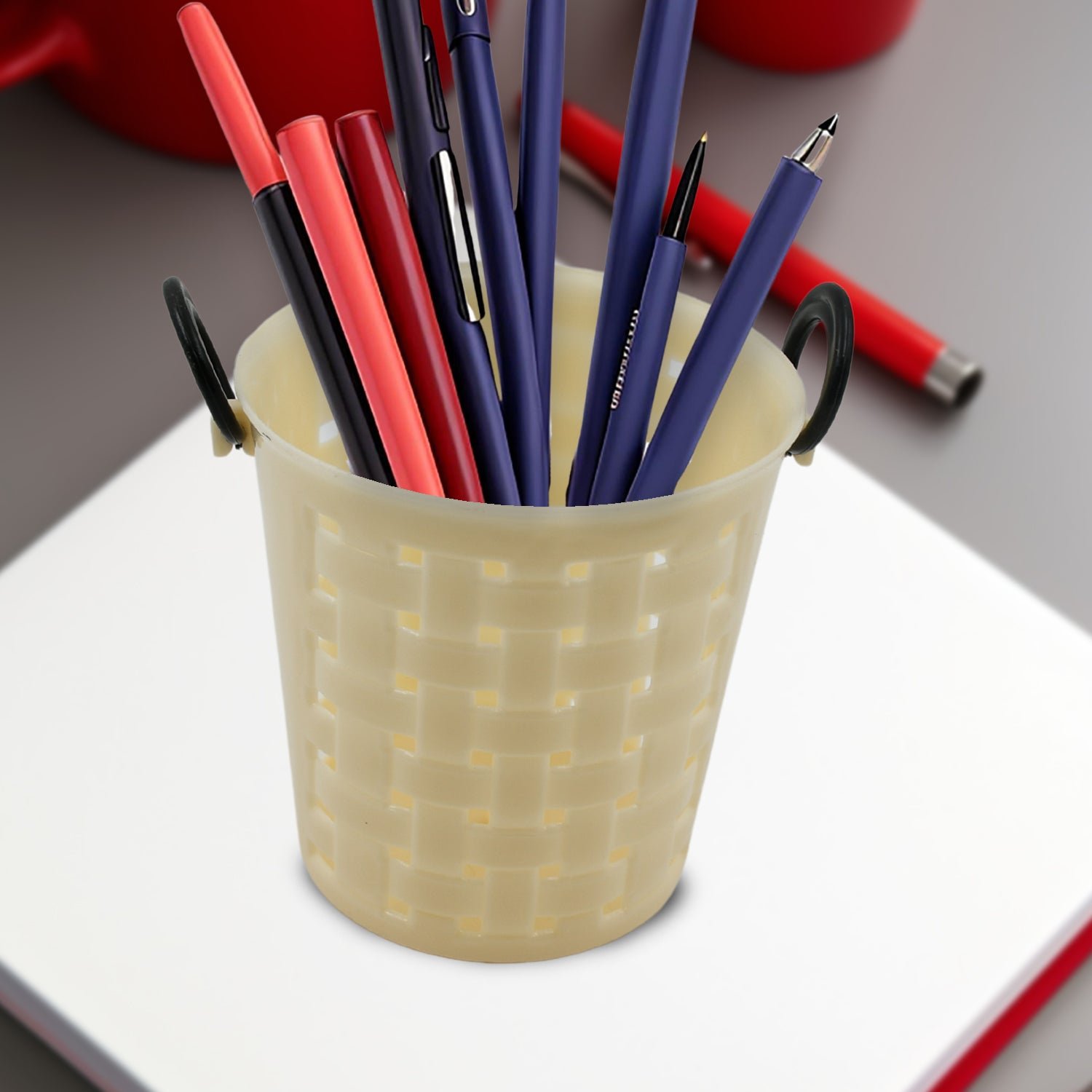 01_a0fa1b03-030b-4a46-b860-2d09fcfeb314 Multifunctional Plastic Round Multi-Purpose Toothpaste Stationary Pen Pencil Holder, Mini Desk Office Desktop Stationery Organizer Bathroom Shelves For Adults (1 Pc) - Image 5