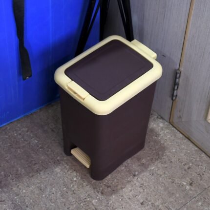 1668 Plastic Push N Pedal Dustbin Plastic Kitchen Waste Bin with Lid | Trash Can Waste Basket for Bathroom, Hands Free with Step On Foot Pedal and Garbage Bag Ring ( 7 Ltr. )