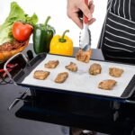 Non Stick Microwave & Oven Proof Parchment Paper/ Baking Paper/ Food Wraping Paper, Easy To Tear, Easy To Clean, For Grilling, Cooking, Deep Fryer, White