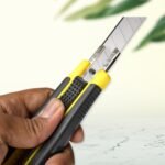 7531 Heavy Duty Stainless Steel Blade Cutter Knife for Cutting Papers, Wallpapers, Cardboard, Vinyl, Tapes etc