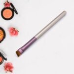 Travel Portable Mini Eye Makeup Brush, Apply Eyeshadow Eyeliner Eyebrow Brush Makeup Tools For Eyeliner Girl (1 Pc)