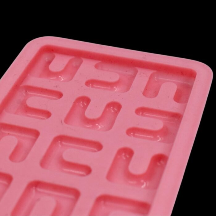 4889 Maze shape chocolate mold tray cake baking mold Flexible silicone chocolate making tool