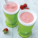 6820 Slush and Shake Maker, Compact Make and Serve Cup with Freezer Core Creates Single-serving Smoothies, Slushies and Milkshakes in Minutes, BPA-free, Gift Box.