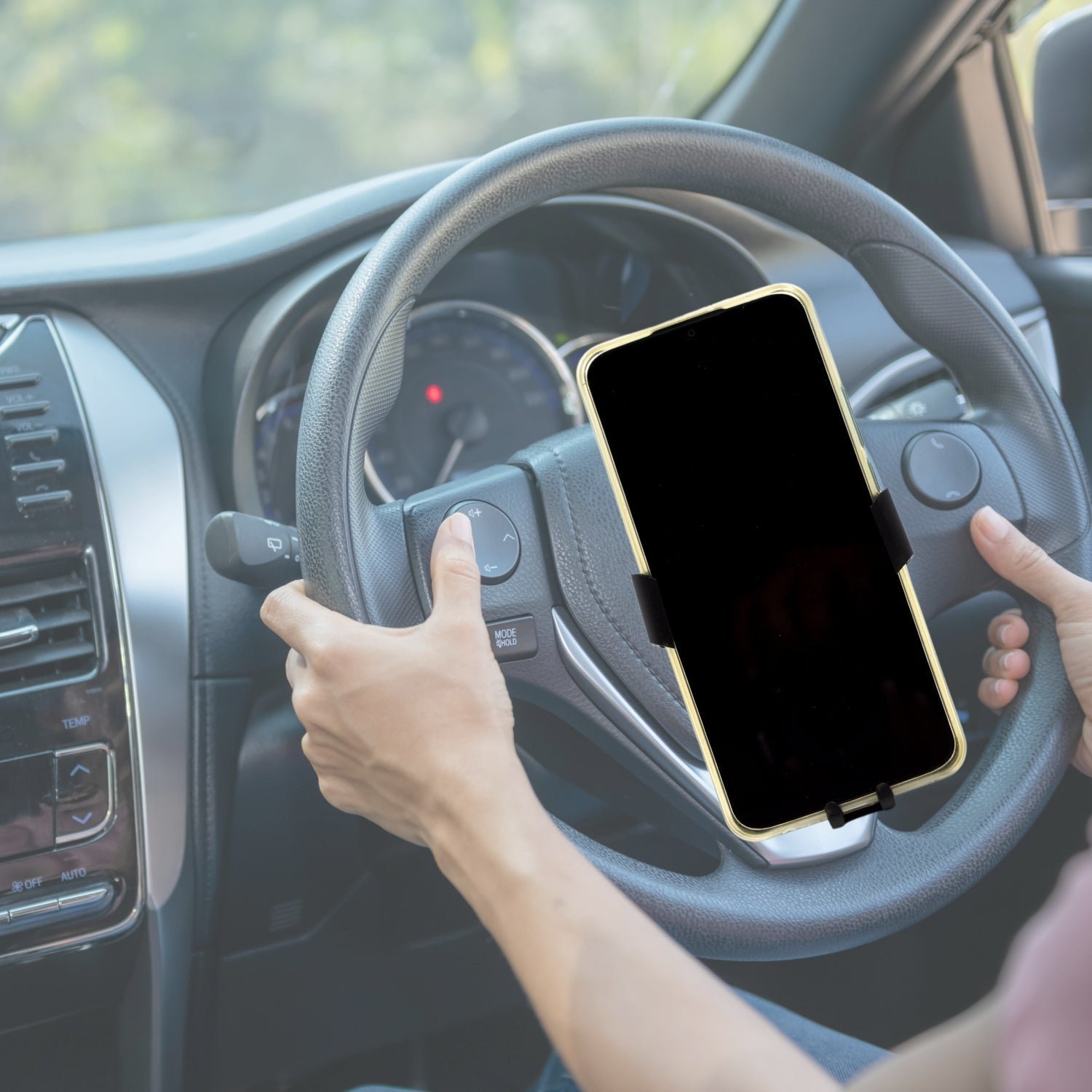 1500x15007_e328f968-5e5d-4bb7-9cb3-e1f94b6c1852 7322 Car Mobile Holder