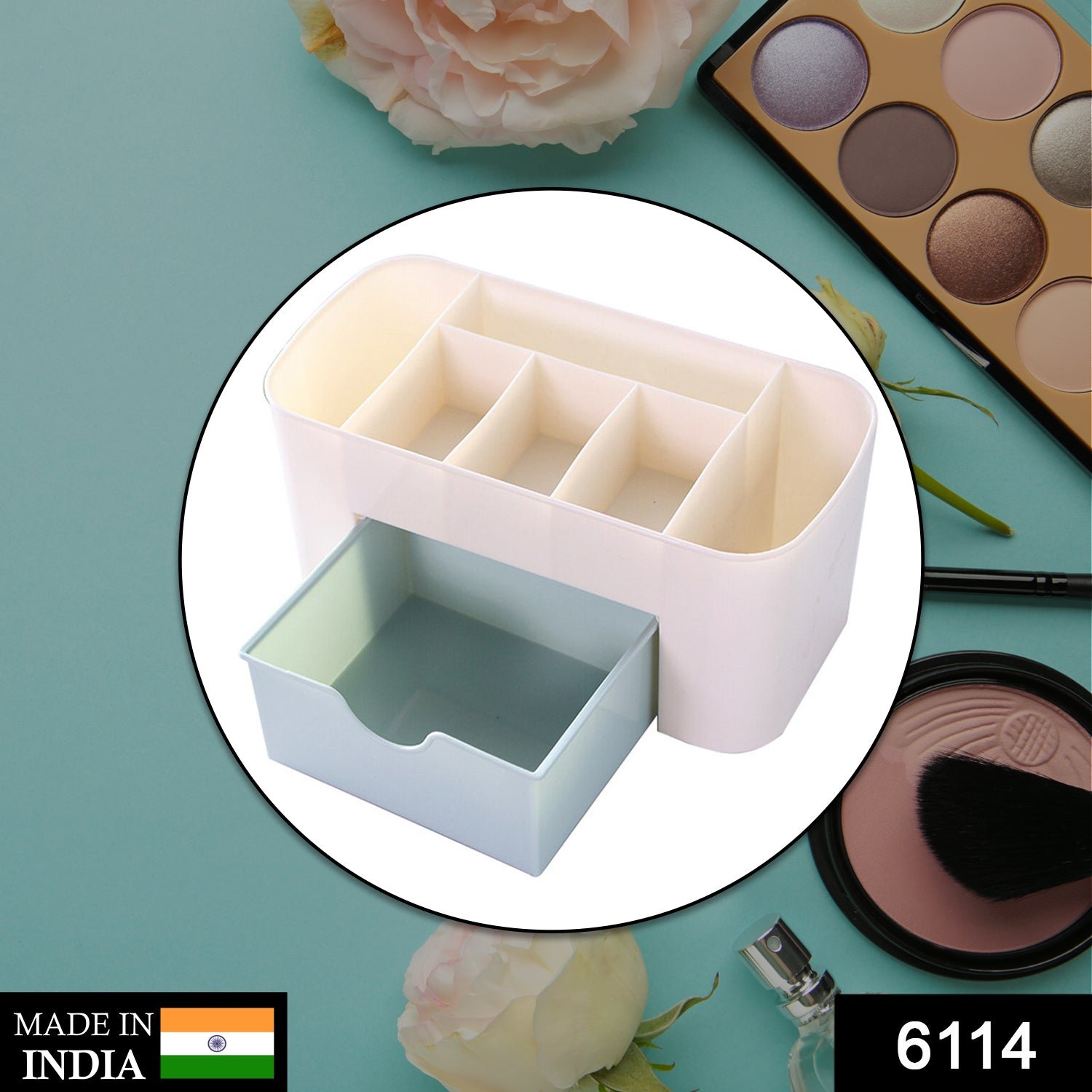 6114 Makeup Cutlery Box Used for storing makeup equipments and kits used by womens and ladies.