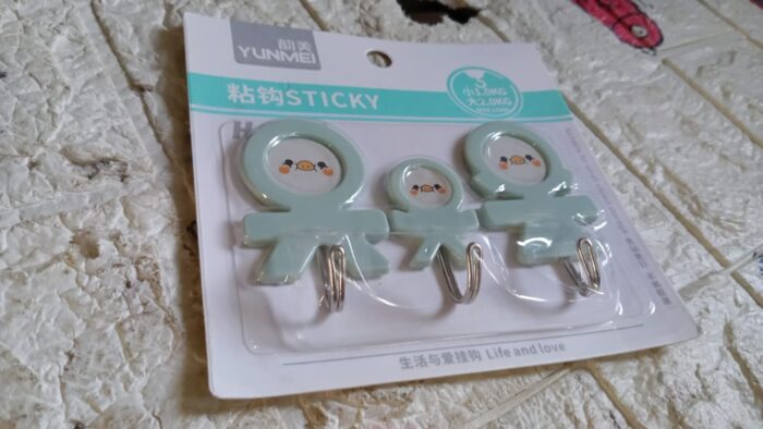 Multipurpose Strong Hook Self-Adhesive Hooks For Wall Heavy Duty Hook, Sticky Hook Household For Home, Decorative Hooks, Bathroom & All Type Wall Use Hook, Suitable For Bathroom, Kitchen, Office (3 Pcs Set) - Image 12