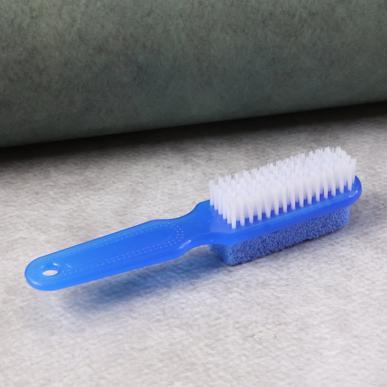 02_Foot-Scrubber 2-in-1 Foot Scrubber Brush with Pumice Stone - Image 1