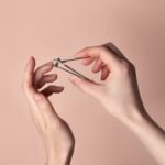 6 In 1 Manicure Pedicure Nail Care Kit (1 Set) - Image 8