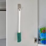Pro Clean Premium Long Handle Bottle brush (1 Pc) - Image 4