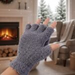 Winter Fingerless Gloves – Soft Warm Hand Gloves for Men & Women  (1 Pair)