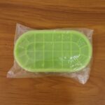 Premium Oval Silicone Ice Cube Tray with Lid (1 Pc) - Image 9