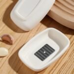 Multipurpose Garlic Ginger Grinding Plate (1 Pc) - Image 3