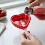 Premium Heart Shape Silicone Popsicle Mold Set 4 Pc - Image 8