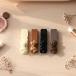 Elegant Bow Design Hair Clips Set (4 Pc) - Image 3