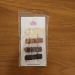 Elegant Bow Design Hair Clips Set (4 Pc) - Image 9