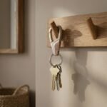 Premium Heavy Duty Metal Key Holder with Locking Carabiner Clip (1 Pc) - Image 7