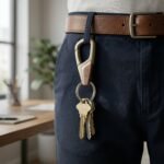 Premium Heavy Duty Metal Key Holder with Locking Carabiner Clip (1 Pc) - Image 3