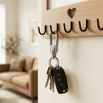 Heavy Duty Metal Key Holder Carabiner Clip Keychain (1 Pc) - Image 3