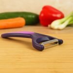 Supermom Dual Tone Peeler with Ultra Sharp Stainless Steel Blade (1 Pc) - Image 3