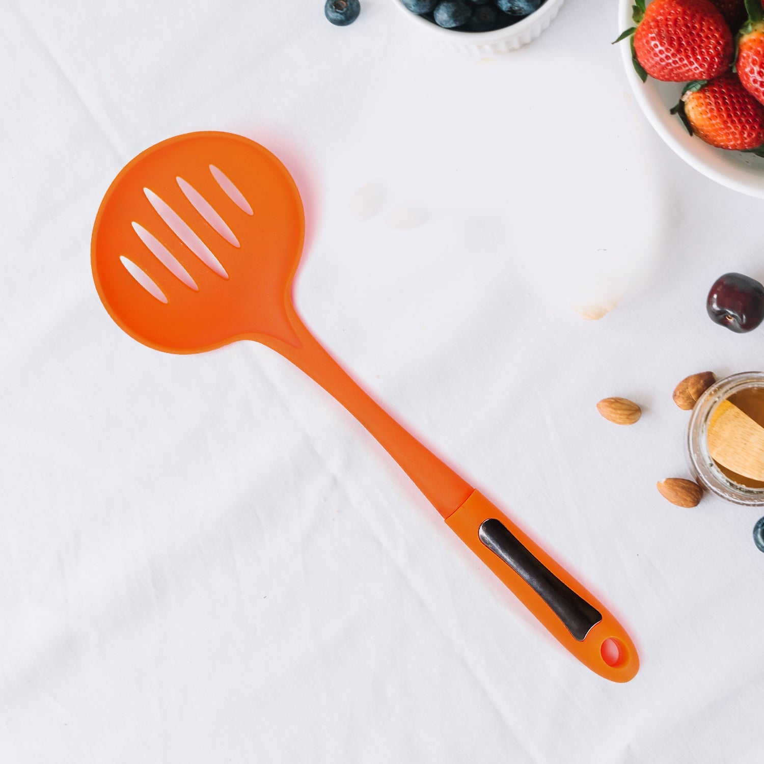 02 f764bbba b4c0 4b67 af20 8f9464920b0e 35 cm Cooking Shovel – Vegetable Colander Scoop & Filter Tool for Kitchen - Image 1
