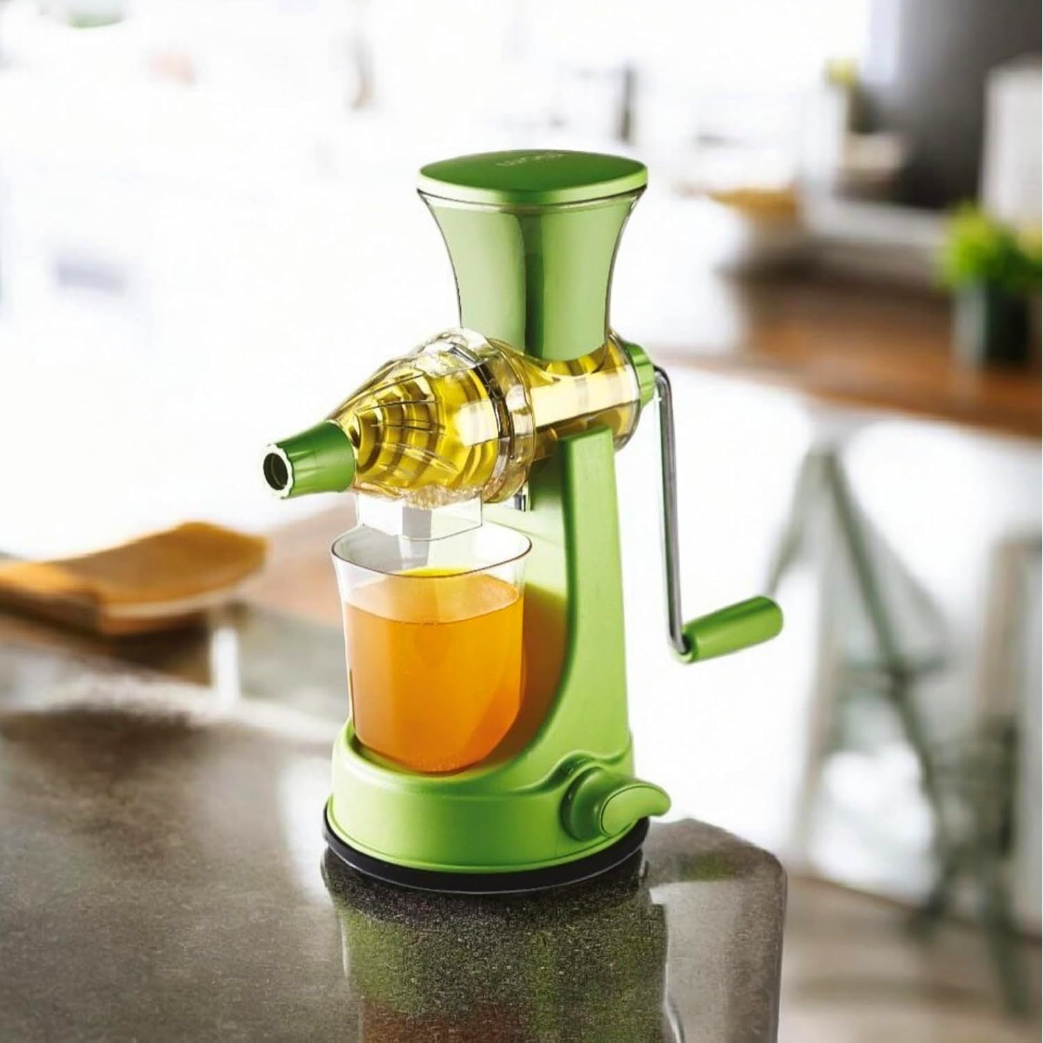 Supermom Manual Multi-Functional Fruit and Vegetable Juicer (1 Pc)