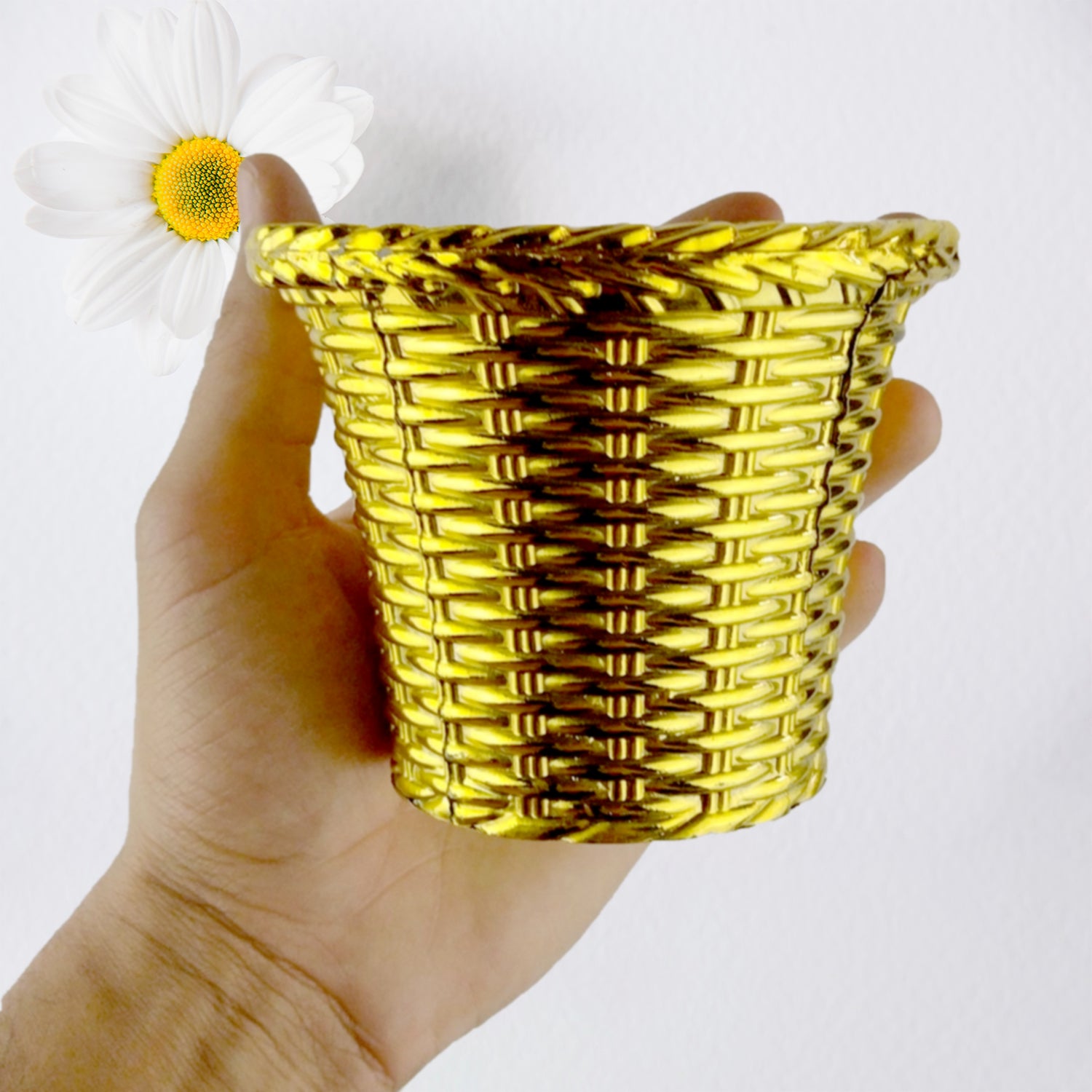 Plastic Flower Valencia (Pot) Home and Outdoor (1 Pc)